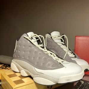 Jordan 13 Retro Atmosphere Grey